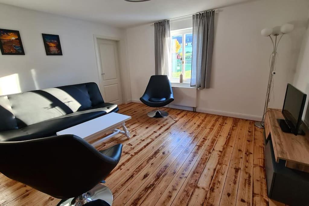Grosszuegige Wohnung Auf Dem Hof Historischen Muehle Holzhausen  Exteriör bild